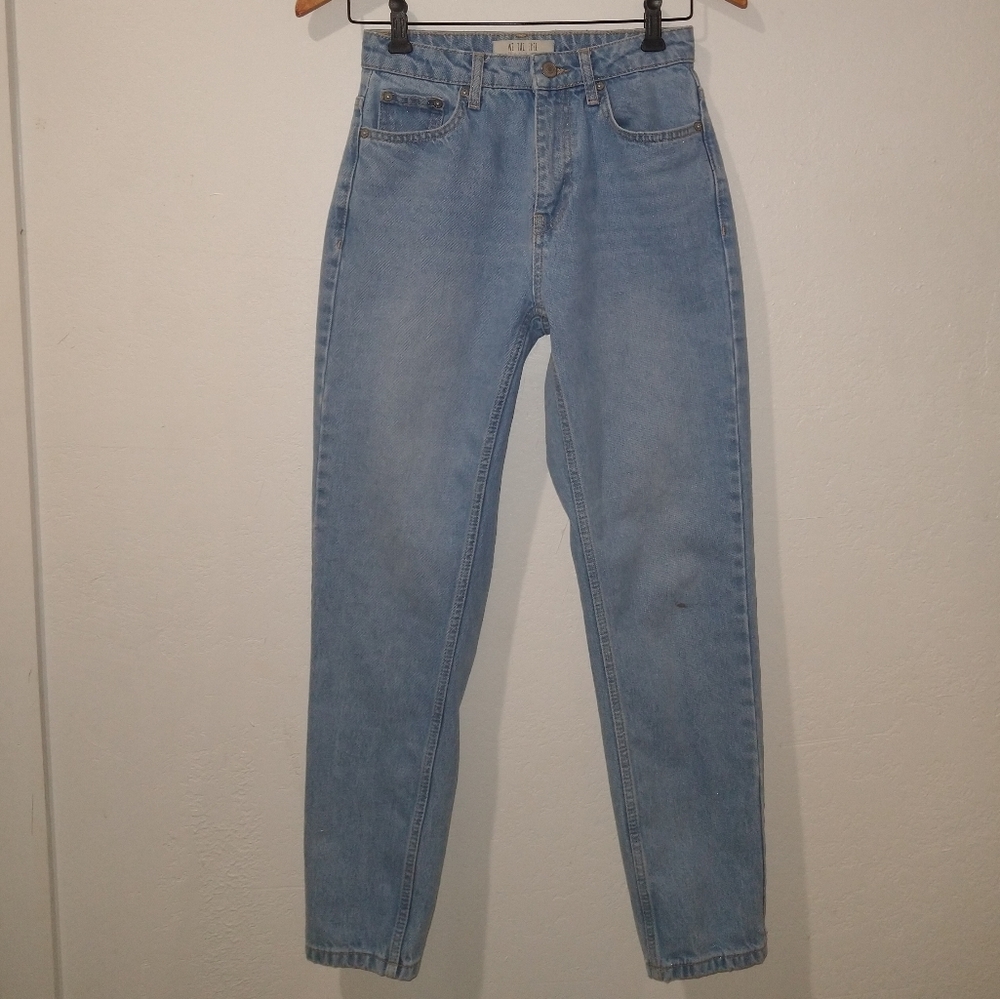 WE THE FREE Light Wash Cotton Straight Jeans - Picture 2 of 10